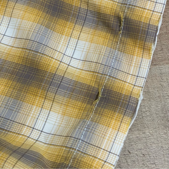 The North Face Plaid Buttondown Shirt Mens LARGE Yellow Gray - Picture 7 of 9